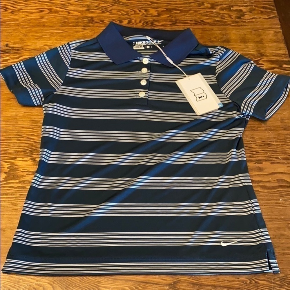 𝅺GIRLS Nike golf polo